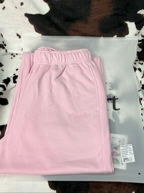 Comfort Straight-Leg Sweatpants in Light Pink
